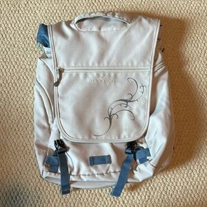 Eddie Bauer light weight back pack